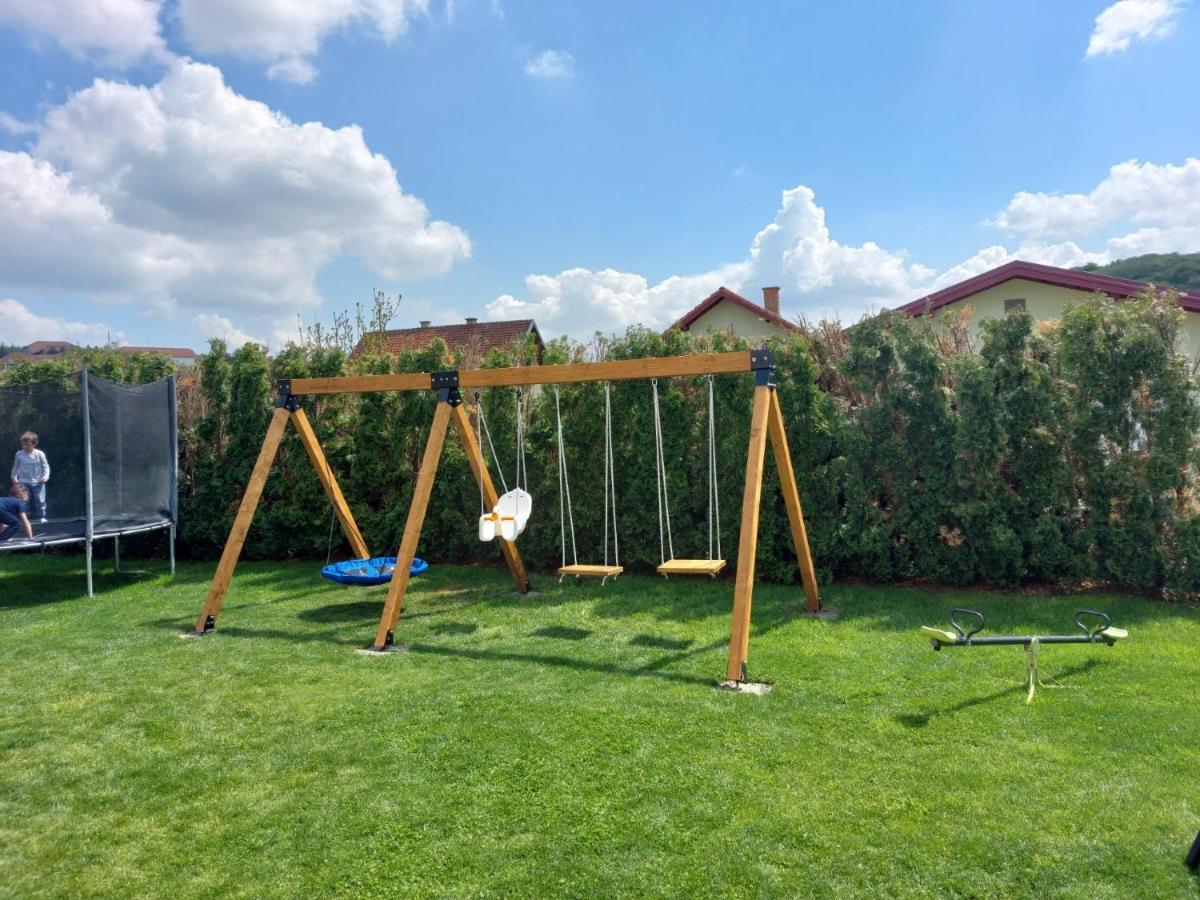 Aria Lux Apartmani Врдник Экстерьер фото