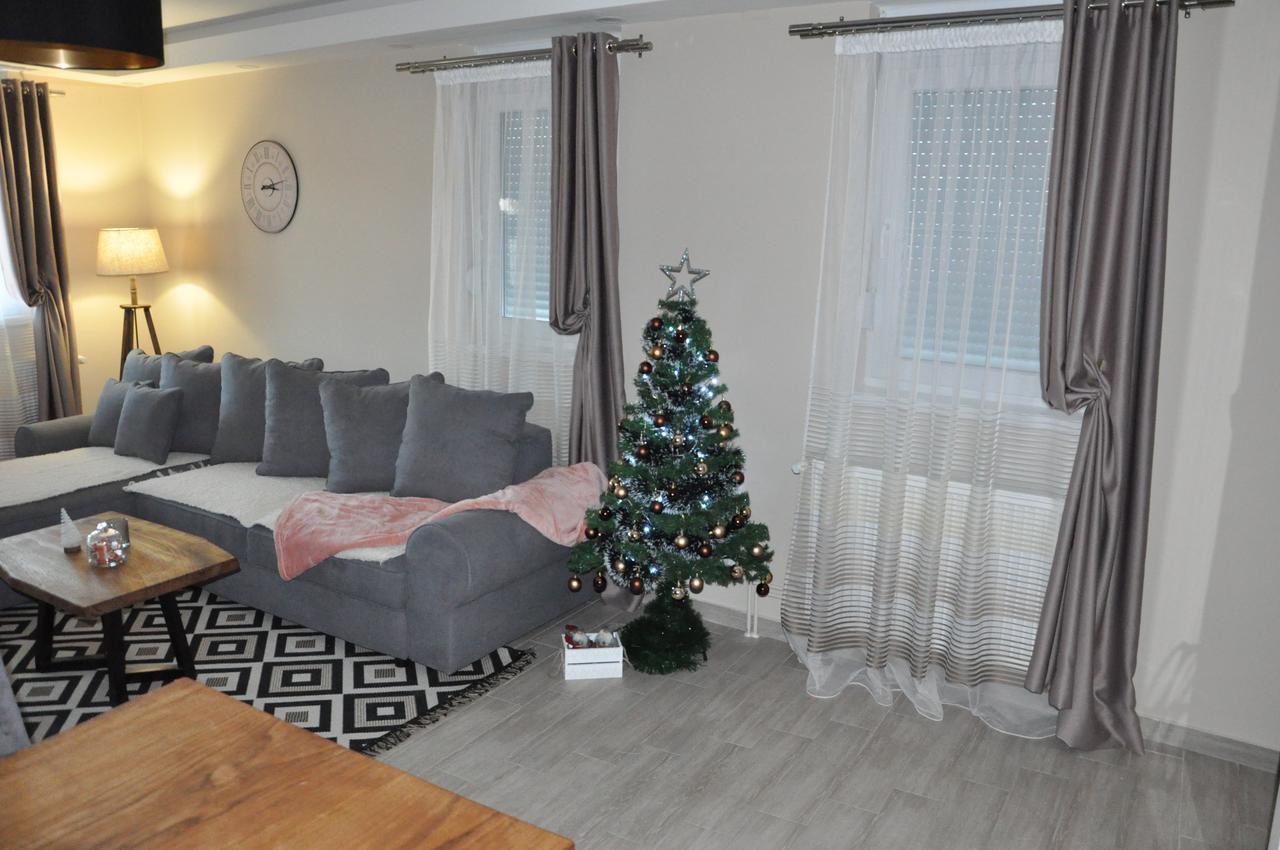 Aria Lux Apartmani Врдник Экстерьер фото